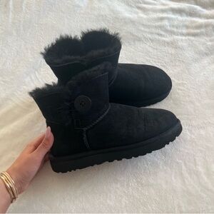 Ugg mini boots